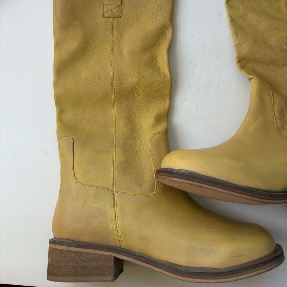 NWOT Urban Outfitters UO Tall Leather Slouch Boot Size 9 - Picture 6 of 12